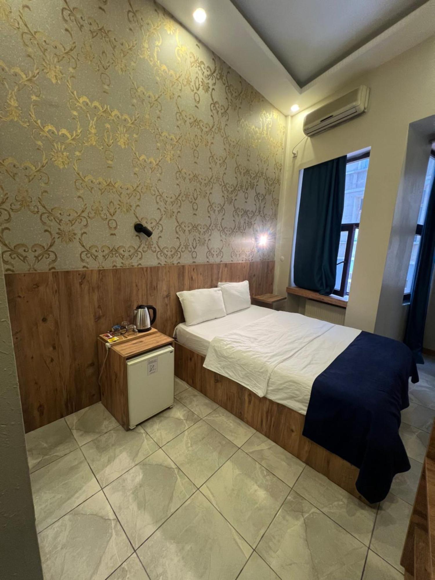 Eymen Palace Hotel Истанбул Екстериор снимка